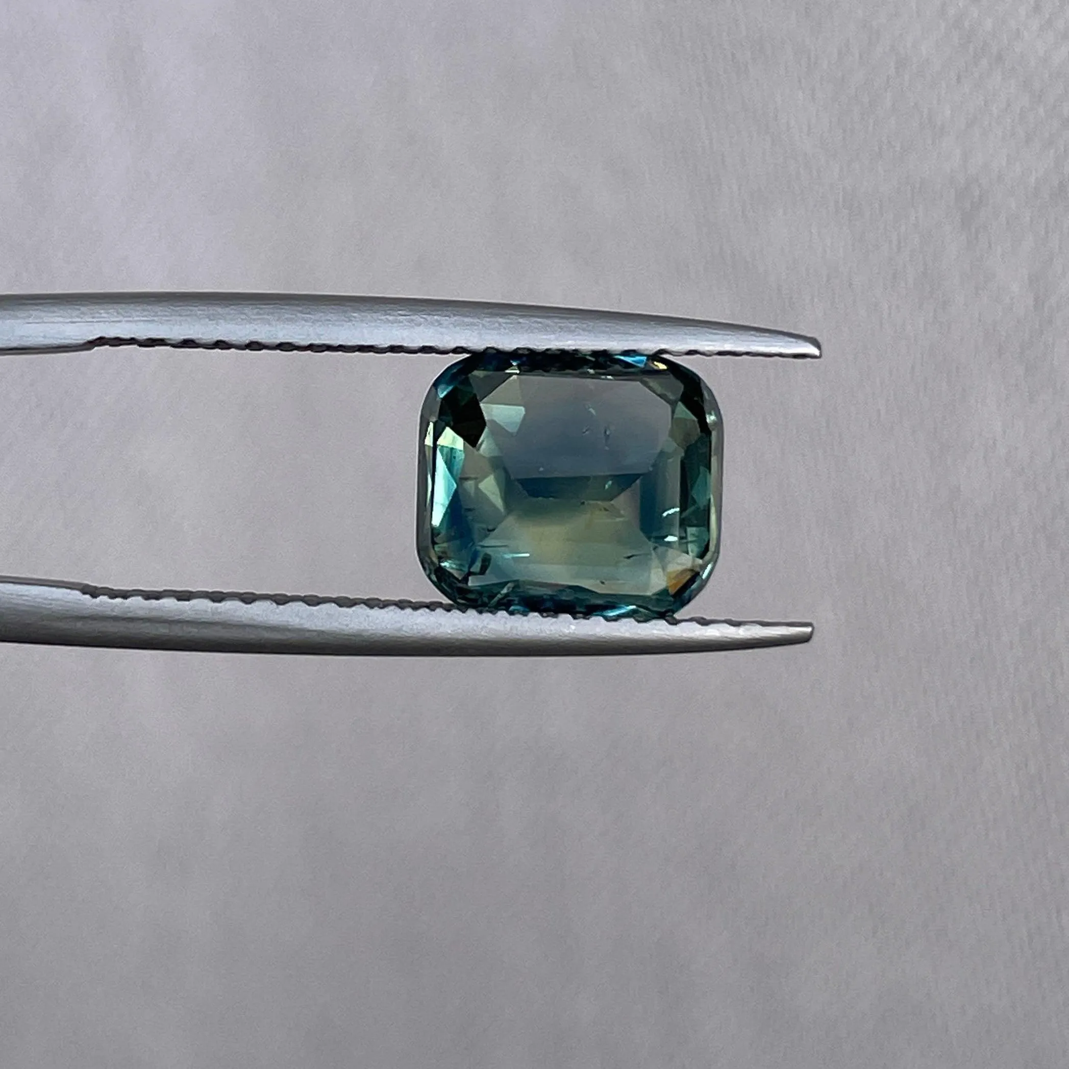 3.15 crt Green Sapphire Gemstones- Loose Genuine Blue yellow Sapphire Gems for Sale. parti sapphire for engagement ring, gems, Sapphire Ring