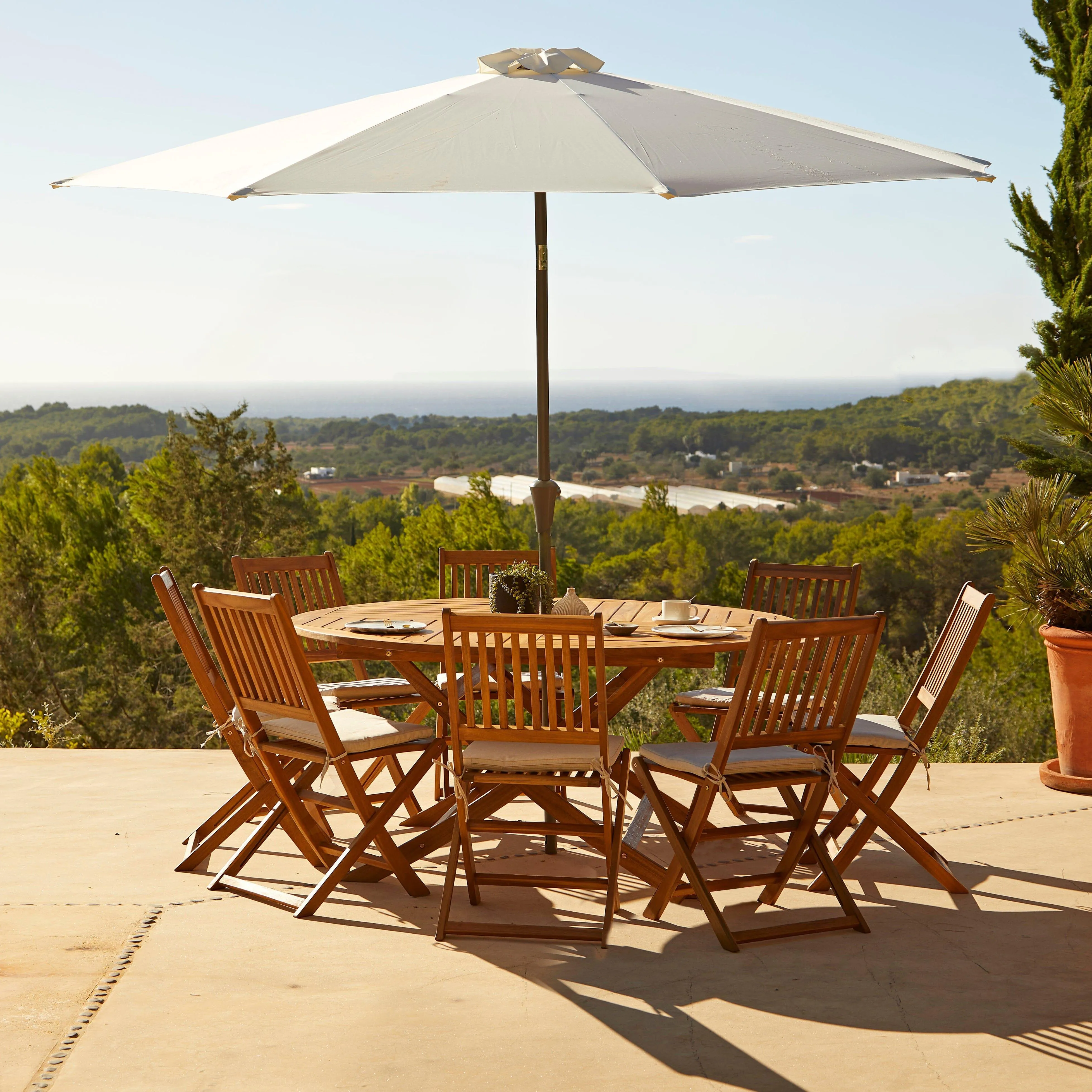 Ashby 8 Seater Wooden Round Garden Dining Set with Cream Parasol - 160cm