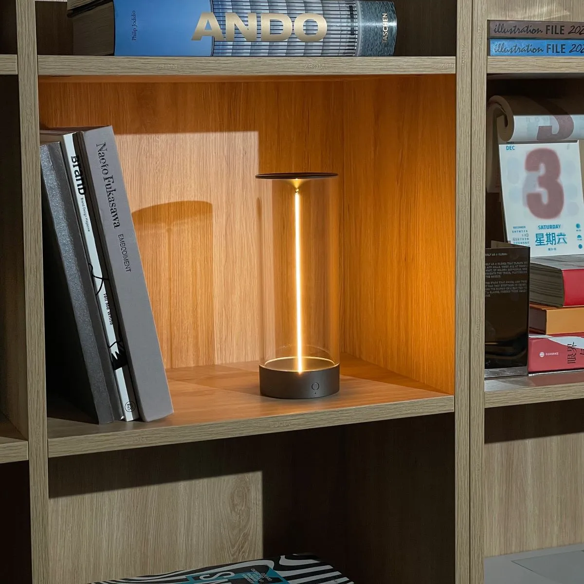 GlowSync | Smart LED Ambient Light - Innovative RGB Lighting Device