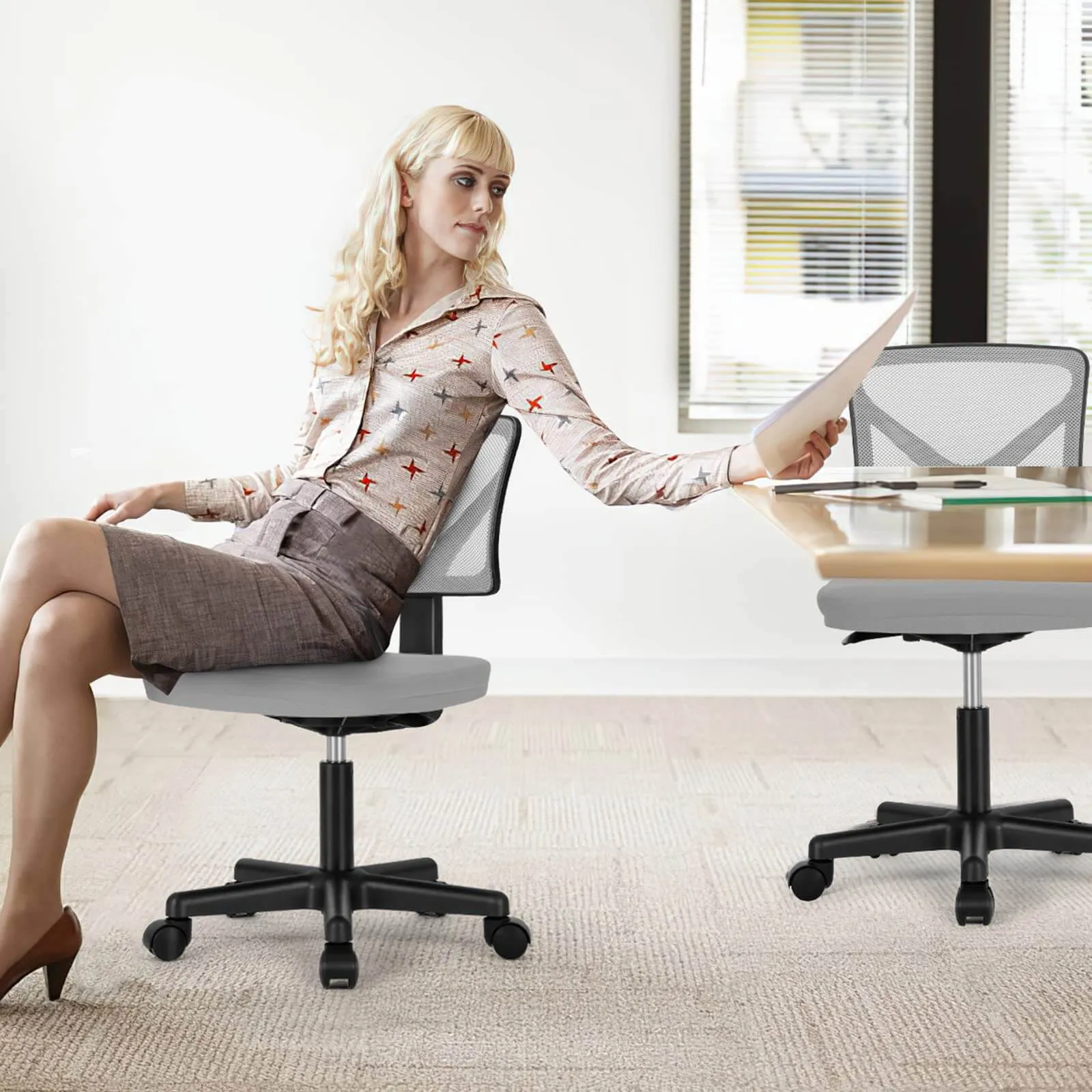 Low-Back Mesh Armless Office Chair,Swivel Rolling Computer Chair No Arms with Lumbar Support