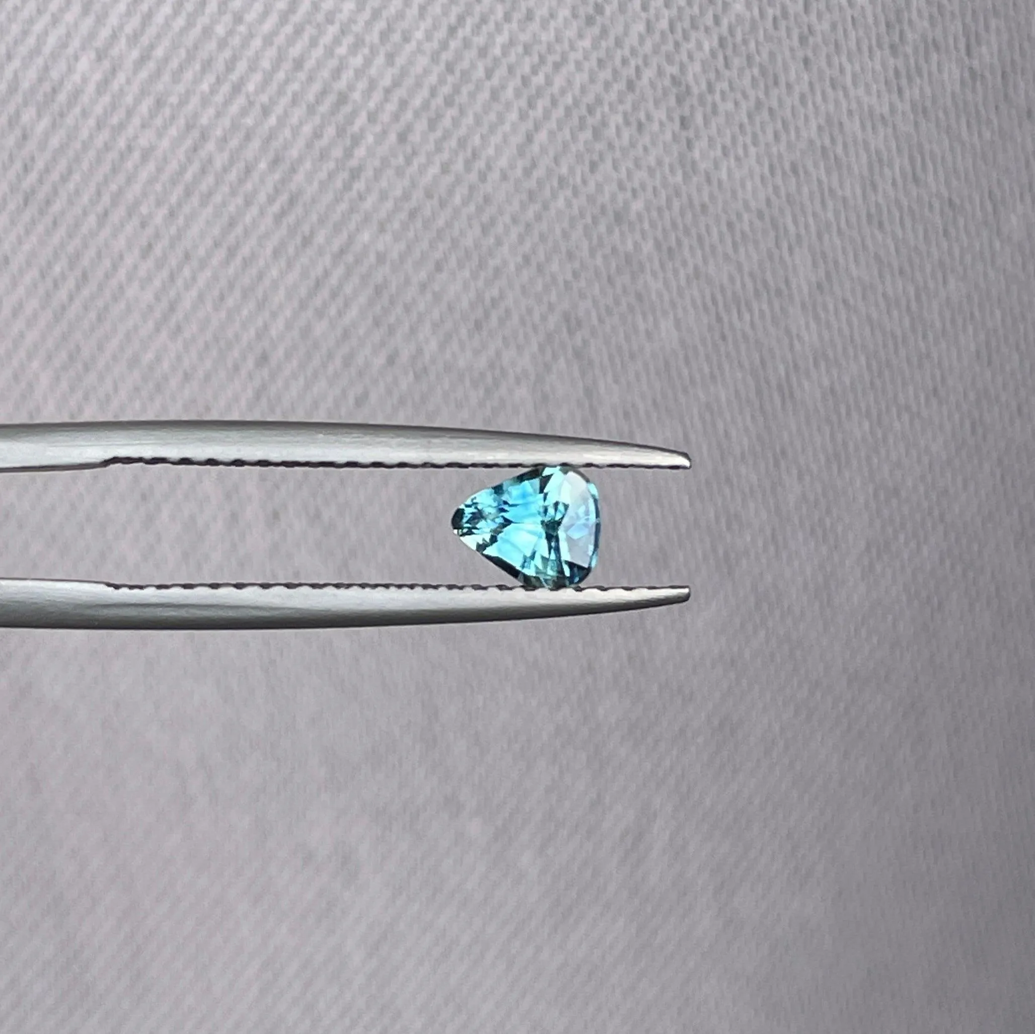 Natural Teal Sapphire 0.54 CT, Teal Sapphire Engagement Rings, Green Sapphire, Wedding Rings, Parti Sapphire, Pear Cut Gemstones