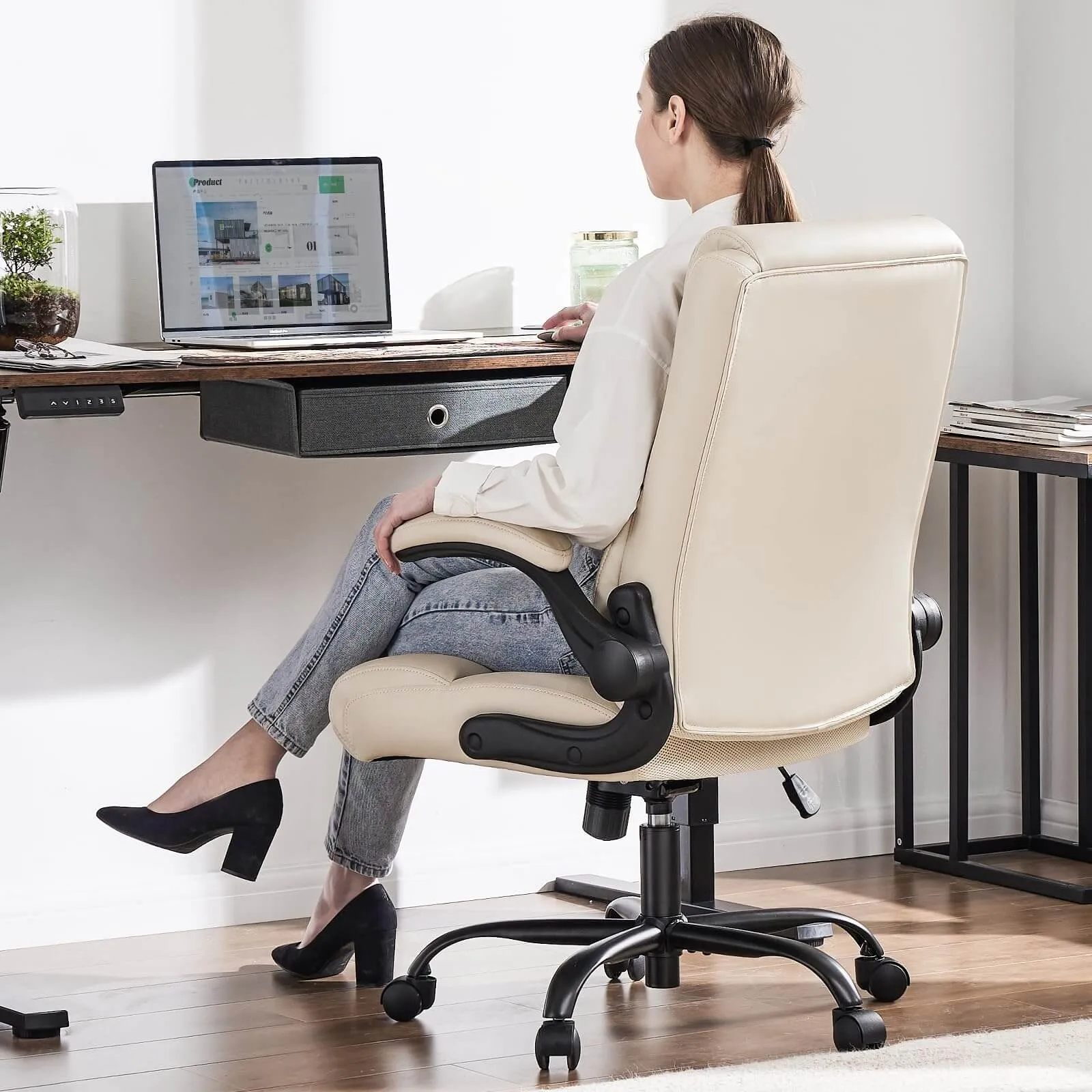 PU Leather 360° Swivel Ergonomic Office Chair with Flip-up Armrest and Lumbar Support