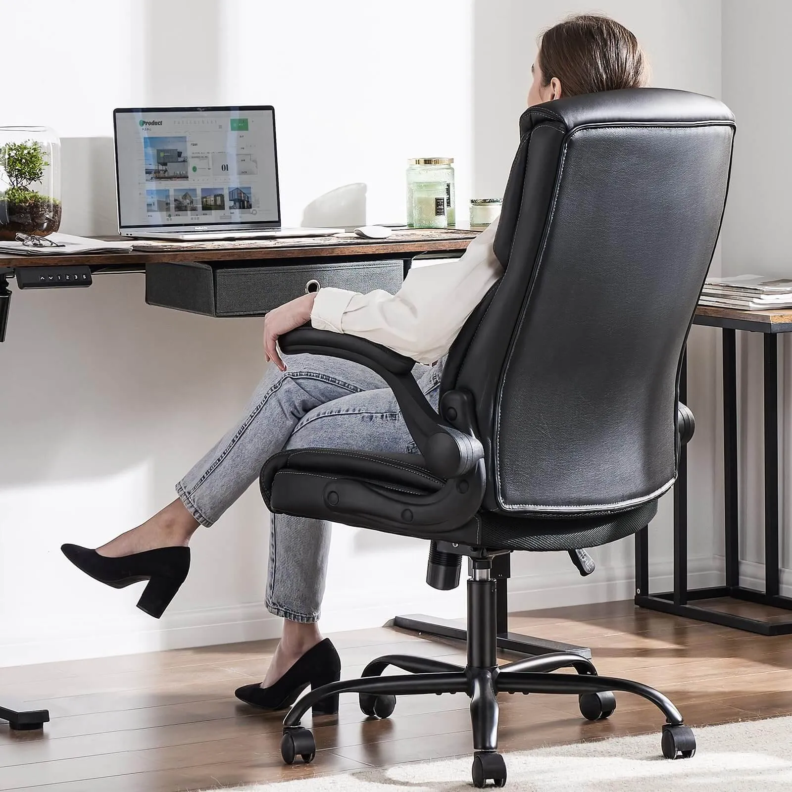 PU Leather 360° Swivel Ergonomic Office Chair with Flip-up Armrest and Lumbar Support